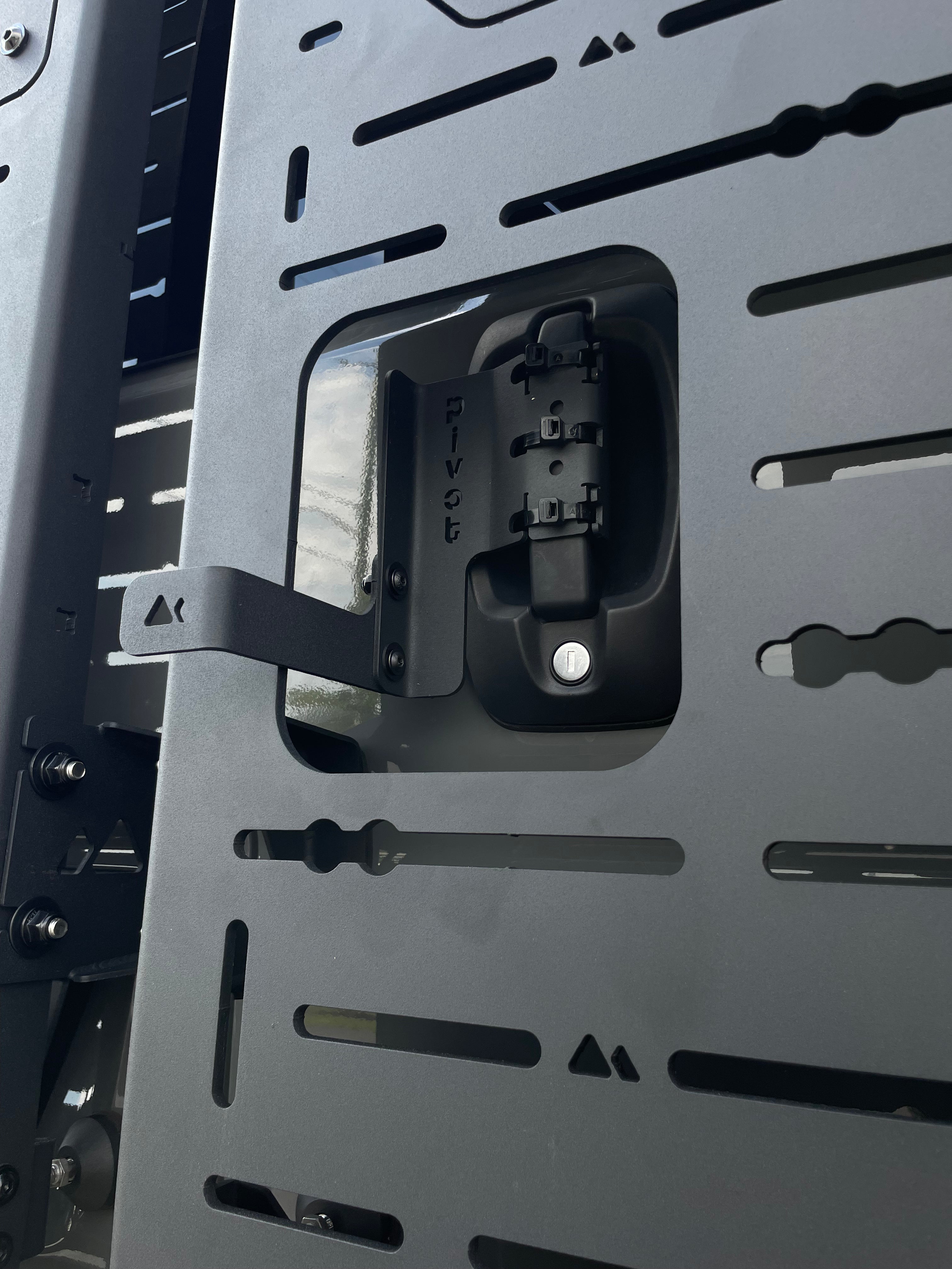 CORE Support de porte arrière | Promaster